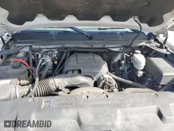 ✅ 2007 Chevrolet Silverado 2500HD Work Truck • VIN: 1GCHC24K77E524650 • Лот: 61488425. Опубликован ранее на Copart с пробегом 264 336 миль. Бесплатный доступ к архиву аукционных продаж из США и подробный отчёт об истории автомобиля на DreamBid. Изображение 11.