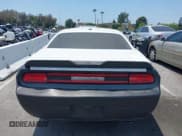 ✅ 2013 Dodge Challenger SXT • VIN: 2C3CDYAG0DH590699 • Lot: 42495798. Wystawiony na IAAI z przebiegiem 181 163 mil. Bezpłatny archiwum sprzedaży aukcyjnych z USA i szczegółowy raport historii pojazdu na DreamBid. Zdjęcie 16.