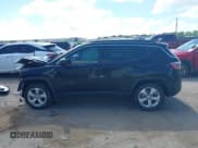 ✅ 2018 Jeep Compass Altitude • VIN: 3C4NJCBB0JT272524 • Lot: 42194559. Listed on IAAI with 125,608 mi. Free auction sales archive from the USA and detailed vehicle history report at DreamBid. Image 14.
