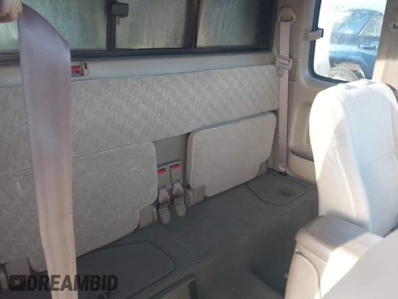 ✅ 2003 Toyota Tacoma PreRunner • VIN: 5TESN92N63Z239175 • Lot: 43815117. Listed on IAAI with 186,026 mi. Free auction sales archive from the USA and detailed vehicle history report at DreamBid. Image 8.