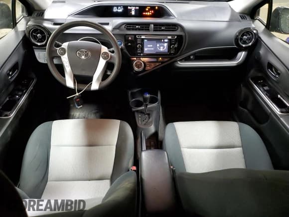 ✅ 2015 Toyota Prius One • VIN: JTDKDTB37F1587385 • Лот: 92477455. Опубликован ранее на Copart с пробегом 119 199 миль. Бесплатный доступ к архиву аукционных продаж из США и подробный отчёт об истории автомобиля на DreamBid. Изображение 8.