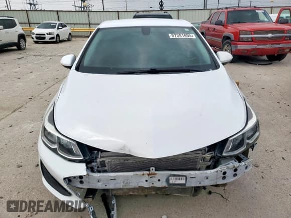 ✅ 2019 Chevrolet Cruze LS • VIN: 1G1BC5SM6K7123320 • Lot: 57381895. Listed on Copart with 111,805 mi. Free auction sales archive from the USA and detailed vehicle history report at DreamBid. Image 5.