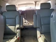 ✅ 2015 Chevrolet Suburban LT • VIN: 1GNSCJKC2FR567206 • Lot: 44013754. Wystawiony na Copart z przebiegiem 190 371 mil. Bezpłatny archiwum sprzedaży aukcyjnych z USA i szczegółowy raport historii pojazdu na DreamBid. Zdjęcie 10.