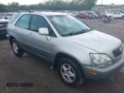 ✅ 2002 Lexus RX 300 • VIN: JTJGF10U420143491 • Lot: 43285107. Wystawiony na IAAI z przebiegiem 277 671 mil. Bezpłatny archiwum sprzedaży aukcyjnych z USA i szczegółowy raport historii pojazdu na DreamBid. Zdjęcie 1.