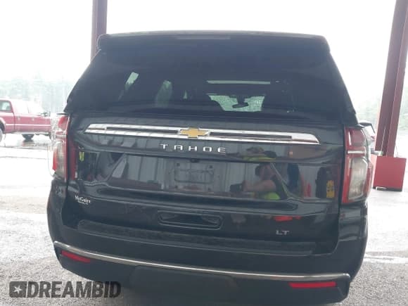 ✅ 2022 Chevrolet Tahoe LT • VIN: 1GNSKNKD1NR264693 • Lot: 42858446. Listed on IAAI with 17,283 mi. Free auction sales archive from the USA and detailed vehicle history report at DreamBid. Image 16.