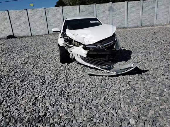 ✅ 2013 Hyundai Elantra GLS • VIN: 5NPDH4AEXDH307115 • Lot: 89902665. Listed on Copart with 93,250 mi. Free auction sales archive from the USA and detailed vehicle history report at DreamBid. Image 13.