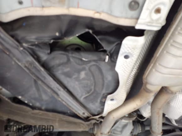 ✅ 2014 Mercedes-Benz E 350 Sport • VIN: WDDHF8JB6EA804990 • Lot: 43308449. Wystawiony na IAAI z przebiegiem 136 717 mil. Bezpłatny archiwum sprzedaży aukcyjnych z USA i szczegółowy raport historii pojazdu na DreamBid. Zdjęcie 20.