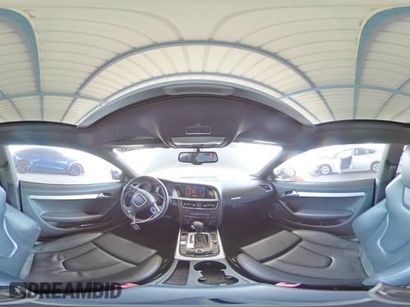 ✅ 2012 Audi S5 Prestige • VIN: WAUVVAFR3CA002730 • Лот: 61265295. Опубликован ранее на Copart с пробегом 128 881 миль. Бесплатный доступ к архиву аукционных продаж из США и подробный отчёт об истории автомобиля на DreamBid. Изображение 14.