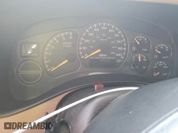 ✅ 2002 Chevrolet Suburban LT • VIN: 1GNFK16Z92J224744 • Лот: 62101515. Опубликован ранее на Copart с пробегом Не указан. Бесплатный доступ к архиву аукционных продаж из США и подробный отчёт об истории автомобиля на DreamBid. Изображение 9.