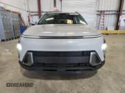 ✅ 2024 Hyundai Kona SEL • VIN: KM8HB3AB4RU173276 • Лот: 89803435. Опубликован ранее на Copart с пробегом 32 003 миль. Бесплатный доступ к архиву аукционных продаж из США и подробный отчёт об истории автомобиля на DreamBid. Изображение 5.