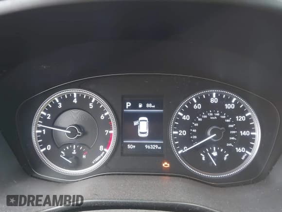 ✅ 2019 Hyundai Santa Fe SE • VIN: 5NMS2CAD7KH054274 • Lot: 43694931. Listed on IAAI with 96,329 mi. Free auction sales archive from the USA and detailed vehicle history report at DreamBid. Image 7.