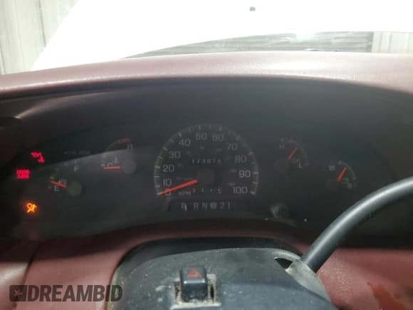 ✅ 1997 Ford F-150 • VIN: 1FTDF18W4VKD41606 • Lot: 83808524. Listed on Copart with 173,675 mi. Free auction sales archive from the USA and detailed vehicle history report at DreamBid. Image 9.