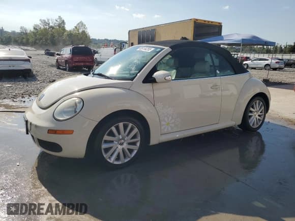 ✅ 2008 Volkswagen Beetle SE • VIN: 3VWRF31Y08M409844 • Lot: 85134255. Wystawiony na Copart z przebiegiem 78 362 mil. Bezpłatny archiwum sprzedaży aukcyjnych z USA i szczegółowy raport historii pojazdu na DreamBid. Zdjęcie 1.