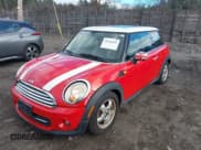 ✅ 2011 MINI Hardtop • VIN: WMWSU3C54BT095862 • Лот: 43612145. Опубликован ранее на IAAI с пробегом 83 497 миль. Бесплатный доступ к архиву аукционных продаж из США и подробный отчёт об истории автомобиля на DreamBid. Изображение 2.