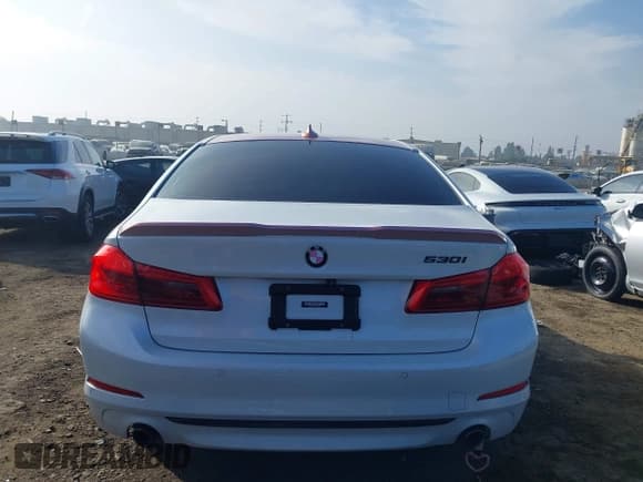 ✅ 2019 BMW 5 Series 530i • VIN: WBAJA5C54KWW08977 • Lot: 43588015. Listed on IAAI with 73,948 mi. Free auction sales archive from the USA and detailed vehicle history report at DreamBid. Image 16.