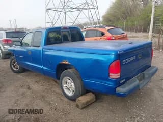 ✅ 2000 Dodge Dakota • VIN: 1B7GL22X8YS774590 • Lot: 42027035. Wystawiony na IAAI z przebiegiem 93 092 mil. Bezpłatny archiwum sprzedaży aukcyjnych z USA i szczegółowy raport historii pojazdu na DreamBid. Zdjęcie 3.