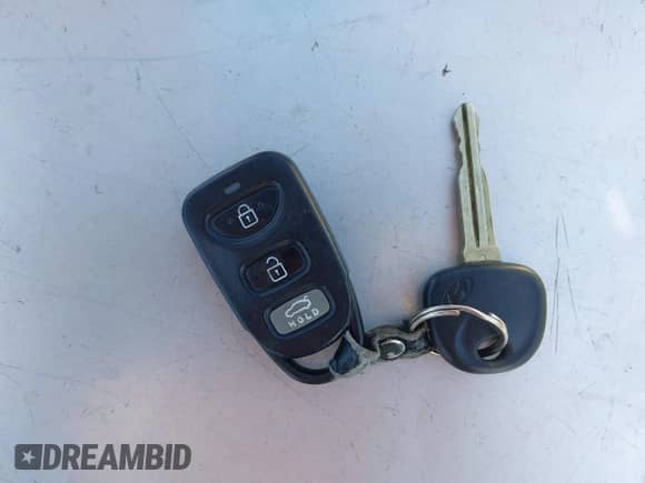 2019 Hyundai Elantra SEL z VIN KMHD84LF9KU782677, wystawiony jako IAAI lot #43588740 z przebiegiem 129 833 mil mil oraz . Historia ofert i sprzedaży dostępna na DreamBid. Obrazek 11.