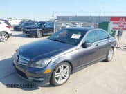 ✅ 2013 Mercedes-Benz C 250 Sport • VIN: WDDGF4HB0DR247150 • Lot: 40452826. Wystawiony na IAAI z przebiegiem 143 160 mil. Bezpłatny archiwum sprzedaży aukcyjnych z USA i szczegółowy raport historii pojazdu na DreamBid. Zdjęcie 18.