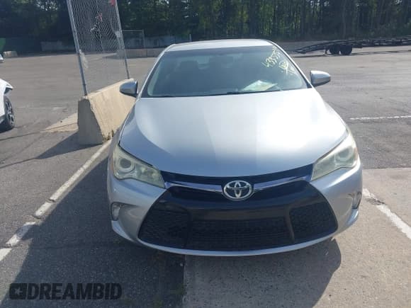✅ 2016 Toyota Camry XLE • VIN: 4T1BF1FK9GU164691 • Lot: 43353542. Listed on IAAI with 115,125 mi. Free auction sales archive from the USA and detailed vehicle history report at DreamBid. Image 12.