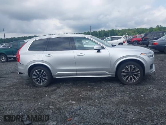 ✅ 2020 Volvo XC90 Momentum • VIN: YV4102PK2L1544616 • Lot: 42733502. Listed on IAAI with 72,035 mi. Free auction sales archive from the USA and detailed vehicle history report at DreamBid. Image 13.