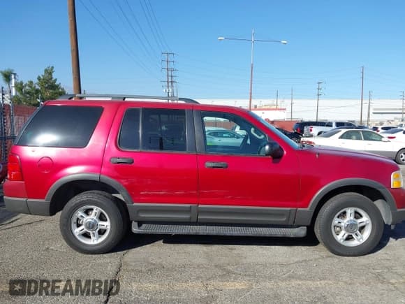 ✅ 2003 Ford Explorer XLT • VIN: 1FMZU63KX3ZA77188 • Lot: 40849950. Wystawiony na IAAI z przebiegiem 316 165 mil. Bezpłatny archiwum sprzedaży aukcyjnych z USA i szczegółowy raport historii pojazdu na DreamBid. Zdjęcie 13.