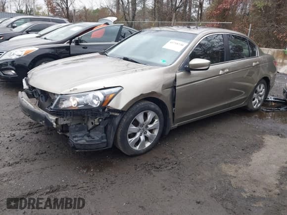 ✅ 2010 Honda Accord EX-L • VIN: 1HGCP2F85AA070267 • Lot: 43718730. Listed on IAAI with 302,410 mi. Free auction sales archive from the USA and detailed vehicle history report at DreamBid. Image 18.