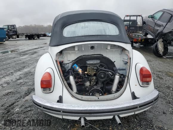 ✅ 1971 Volkswagen Beetle • VIN: 1512935527 • Lot: 79061144. Listed on Copart with 73,709 mi. Free auction sales archive from the USA and detailed vehicle history report at DreamBid. Image 6.