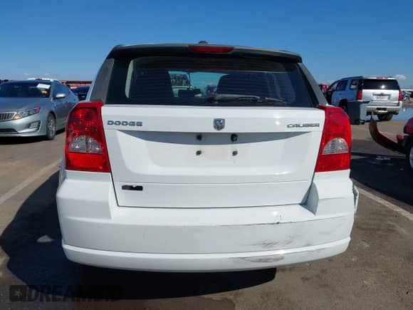2011 Dodge Caliber Mainstreet с VIN 1B3CB3HA2BD296612, выставлен на аукционе IAAI как лот 43453354 с пробегом 119 862 миль миль и . История ставок и продаж доступна на DreamBid. Изображение 16.