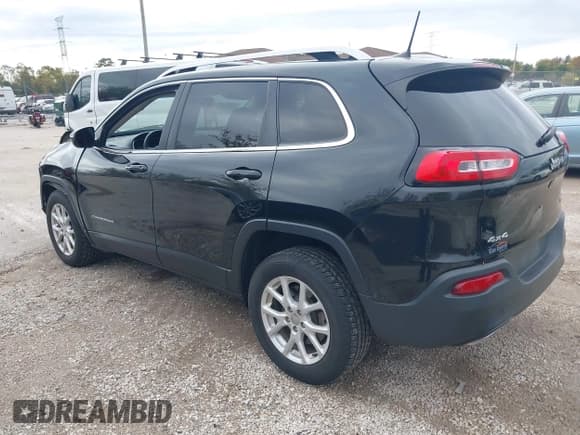 ✅ 2016 Jeep Cherokee Latitude • VIN: 1C4PJMCS7GW296058 • Лот: 43470033. Опубликован ранее на IAAI с пробегом 104 267 миль. Бесплатный доступ к архиву аукционных продаж из США и подробный отчёт об истории автомобиля на DreamBid. Изображение 3.