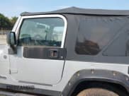 ✅ 2004 Jeep Wrangler Rubicon • VIN: 1J4FA69S74P758231 • Lot: 43113575. Wystawiony na IAAI z przebiegiem 75 048 mil. Bezpłatny archiwum sprzedaży aukcyjnych z USA i szczegółowy raport historii pojazdu na DreamBid. Zdjęcie 14.