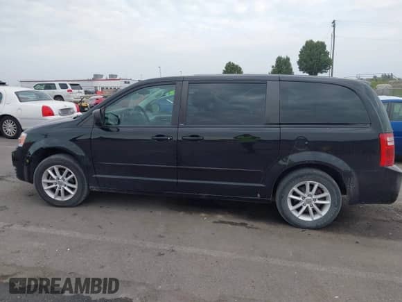 2010 Dodge Grand Caravan SE z VIN 2D4RN4DE4AR372358, wystawiony jako IAAI lot #43451169 z przebiegiem 113 549 mil mil oraz . Historia ofert i sprzedaży dostępna na DreamBid. Obrazek 14.