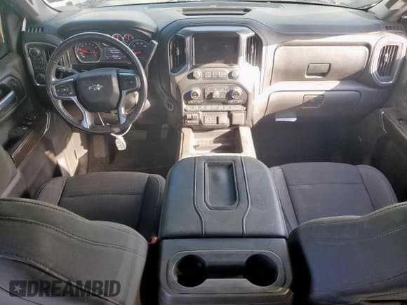 ✅ 2020 Chevrolet Silverado 1500 RST • VIN: 3GCUYEET5LG167917 • Lot: 68571565. Wystawiony na Copart z przebiegiem 119 328 mil. Bezpłatny archiwum sprzedaży aukcyjnych z USA i szczegółowy raport historii pojazdu na DreamBid. Zdjęcie 8.