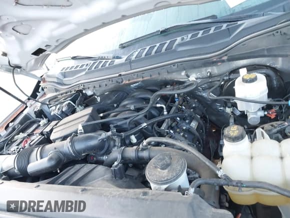 ✅ 2020 Ford F-250 XL • VIN: 1FT7W2BN0LED18824 • Lot: 42998787. Wystawiony na IAAI z przebiegiem 81 684 mil. Bezpłatny archiwum sprzedaży aukcyjnych z USA i szczegółowy raport historii pojazdu na DreamBid. Zdjęcie 10.