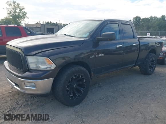 ✅ 2010 Dodge 1500 ST • VIN: 1D7RV1GT9AS261895 • Lot: 43017224. Wystawiony na IAAI z przebiegiem 178 583 mil. Bezpłatny archiwum sprzedaży aukcyjnych z USA i szczegółowy raport historii pojazdu na DreamBid. Zdjęcie 17.