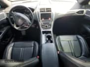 ✅ 2020 Lincoln MKZ Standard • VIN: 3LN6L5A91LR614003 • Lot: 69630885. Listed on Copart with 95,400 mi. Free auction sales archive from the USA and detailed vehicle history report at DreamBid. Image 8.