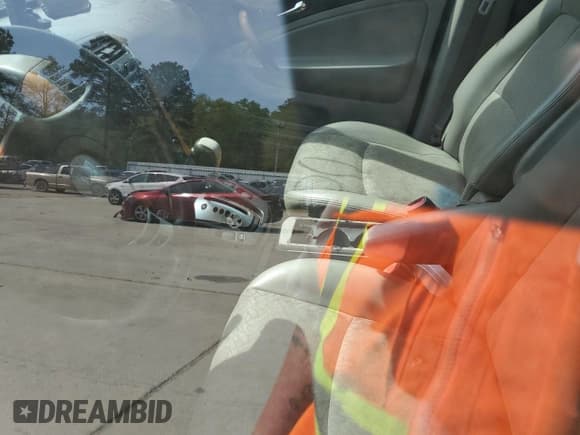 ✅ 2007 Saturn VUE V6 • VIN: 5GZCZ53407S854773 • Lot: 50652295. Wystawiony na Copart z przebiegiem Nie podano. Bezpłatny archiwum sprzedaży aukcyjnych z USA i szczegółowy raport historii pojazdu na DreamBid. Zdjęcie 8.