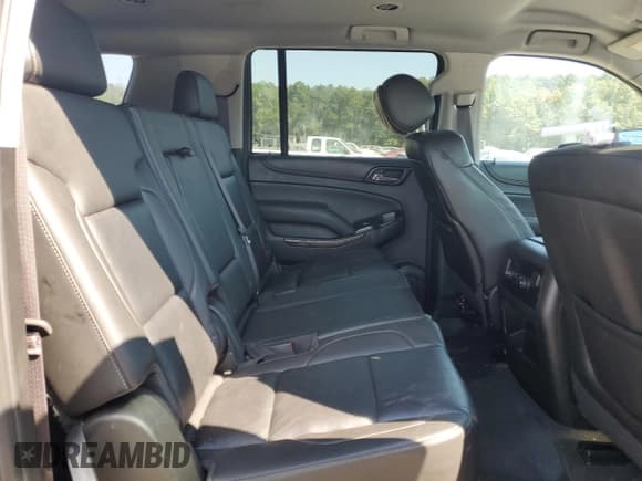 ✅ 2015 Chevrolet Suburban LT • VIN: 1GNSKJKC3FR157338 • Lot: 75479634. Wystawiony na Copart z przebiegiem 126 855 mil. Bezpłatny archiwum sprzedaży aukcyjnych z USA i szczegółowy raport historii pojazdu na DreamBid. Zdjęcie 11.