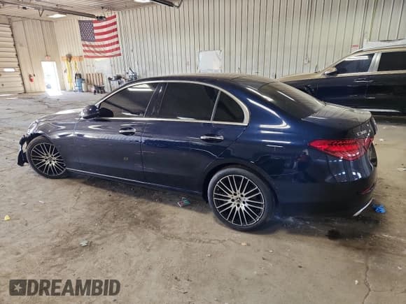 ✅ 2022 Mercedes-Benz C 300 • VIN: W1KAF4HB3NR053820 • Lot: 91199105. Wystawiony na Copart z przebiegiem 20 399 mil. Bezpłatny archiwum sprzedaży aukcyjnych z USA i szczegółowy raport historii pojazdu na DreamBid. Zdjęcie 2.