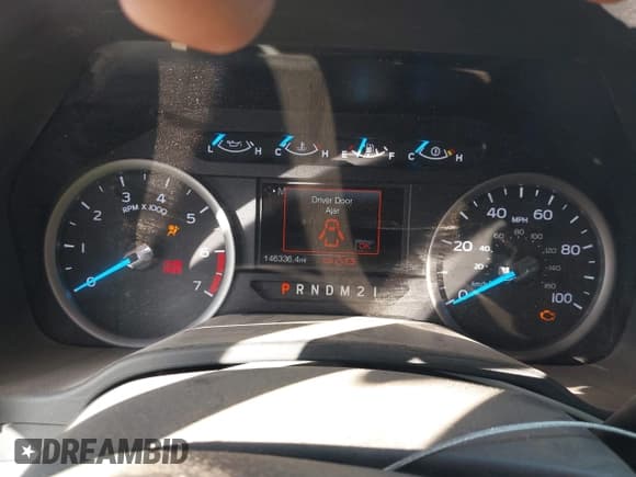 ✅ 2017 Ford F-250 Lariat • VIN: 1FT7W2B67HEF00259 • Lot: 41954068. Wystawiony na IAAI z przebiegiem 146 336 mil. Bezpłatny archiwum sprzedaży aukcyjnych z USA i szczegółowy raport historii pojazdu na DreamBid. Zdjęcie 7.