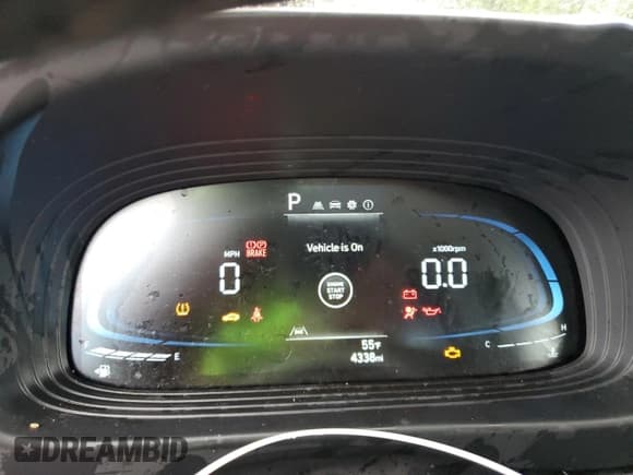 ✅ 2025 Hyundai Venue SEL • VIN: KMHRC8A3XSU384866 • Lot: 87094055. Listed on Copart with 4,338 mi. Free auction sales archive from the USA and detailed vehicle history report at DreamBid. Image 9.