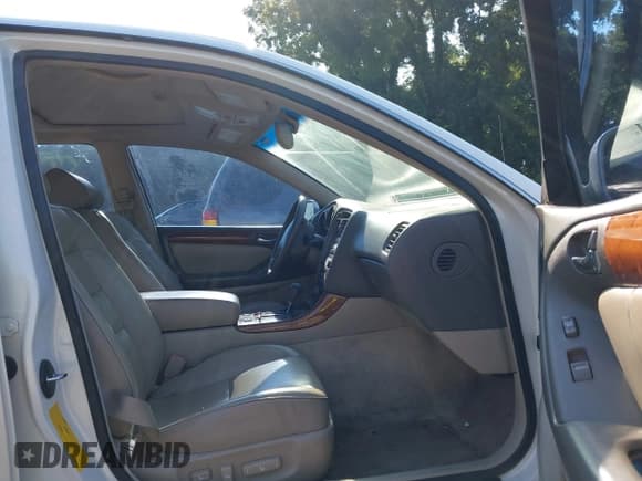 ✅ 1999 Lexus GS 300 • VIN: JT8BD68SXX0078395 • Lot: 42946332. Listed on IAAI with Not provided. Free auction sales archive from the USA and detailed vehicle history report at DreamBid. Image 5.