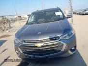 ✅ 2020 Chevrolet Traverse LT Cloth • VIN: 1GNEVMKW3LJ192276 • Lot: 41537557. Listed on IAAI with 114,740 mi. Free auction sales archive from the USA and detailed vehicle history report at DreamBid. Image 12.