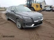 ✅ 2019 Lincoln Nautilus Reserve • VIN: 2LMPJ8L9XKBL51214 • Лот: 86520695. Опубликован ранее на Copart с пробегом 26 216 миль. Бесплатный доступ к архиву аукционных продаж из США и подробный отчёт об истории автомобиля на DreamBid. Изображение 14.