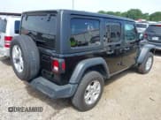 ✅ 2023 Jeep Wrangler Sport S • VIN: 1C4HJXDN6PW599895 • Lot: 42242107. Wystawiony na IAAI z przebiegiem 53 980 mil. Bezpłatny archiwum sprzedaży aukcyjnych z USA i szczegółowy raport historii pojazdu na DreamBid. Zdjęcie 4.