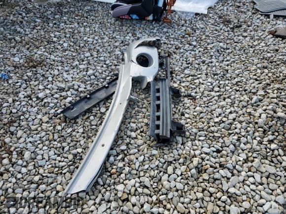 ✅ 2006 GMC Sierra 1500 SLE2 • VIN: 2GTEK13T261101873 • Lot: 45419865. Wystawiony na Copart z przebiegiem 201 547 mil. Bezpłatny archiwum sprzedaży aukcyjnych z USA i szczegółowy raport historii pojazdu na DreamBid. Zdjęcie 12.