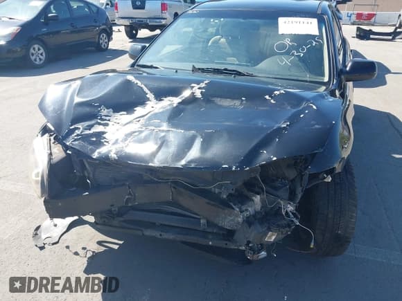 ✅ 2007 Mazda 6 i Touring • VIN: 1YVHP80C775M18182 • Lot: 42191141. Wystawiony na IAAI z przebiegiem 217 057 mil. Bezpłatny archiwum sprzedaży aukcyjnych z USA i szczegółowy raport historii pojazdu na DreamBid. Zdjęcie 6.