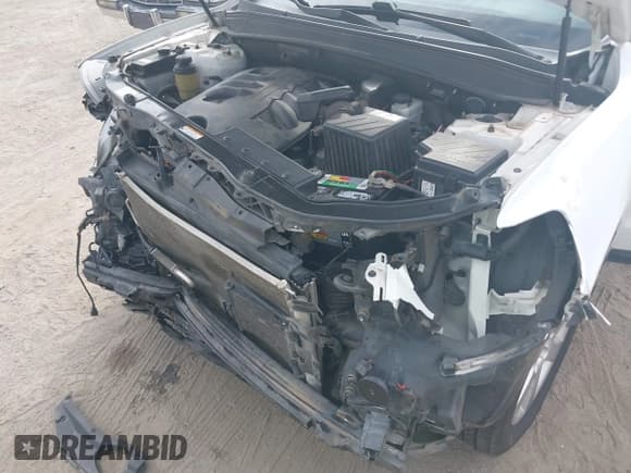 ✅ 2009 Hyundai Santa Fe Limited • VIN: 5NMSH13E09H268039 • Lot: 43637698. Listed on IAAI with 150,291 mi. Free auction sales archive from the USA and detailed vehicle history report at DreamBid. Image 6.