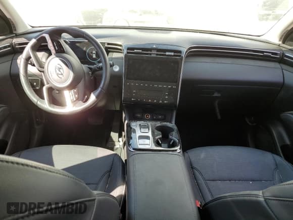 ✅ 2022 Hyundai Tucson Limited • VIN: 5NMJE3AE9NH066829 • Lot: 44516633. Wystawiony na Copart z przebiegiem 17 662 mil. Bezpłatny archiwum sprzedaży aukcyjnych z USA i szczegółowy raport historii pojazdu na DreamBid. Zdjęcie 8.