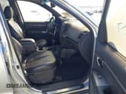 ✅ 2011 Hyundai Santa Fe Limited • VIN: 5XYZKDAG7BG079913 • Lot: 43451157. Listed on IAAI with 85,129 mi. Free auction sales archive from the USA and detailed vehicle history report at DreamBid. Image 5.