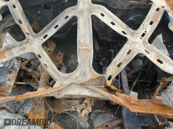 ✅ 2004 Chevrolet Silverado 1500 LS • VIN: 1GCEK14TX4Z112994 • Лот: 55595684. Опубликован ранее на Copart с пробегом Не указан. Бесплатный доступ к архиву аукционных продаж из США и подробный отчёт об истории автомобиля на DreamBid. Изображение 11.